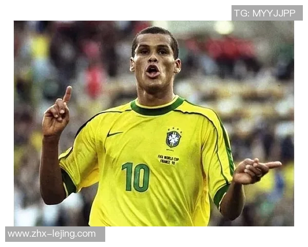 足球喝水哥的传奇故事与赛场背后的感人瞬间